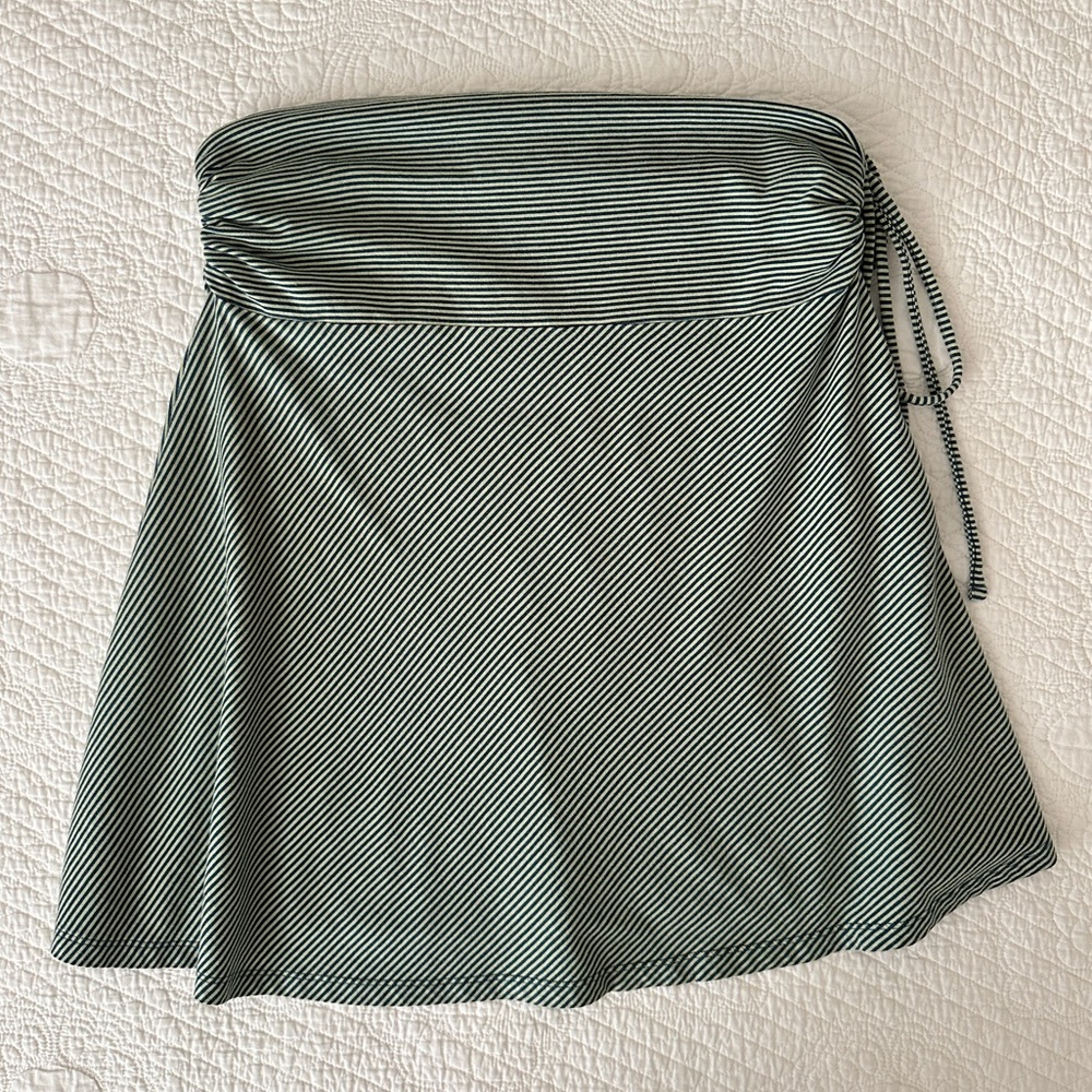 Patagonia Women’s Lithia Convertible Skirt Top Green Striped Medium - Picture 7 of 9